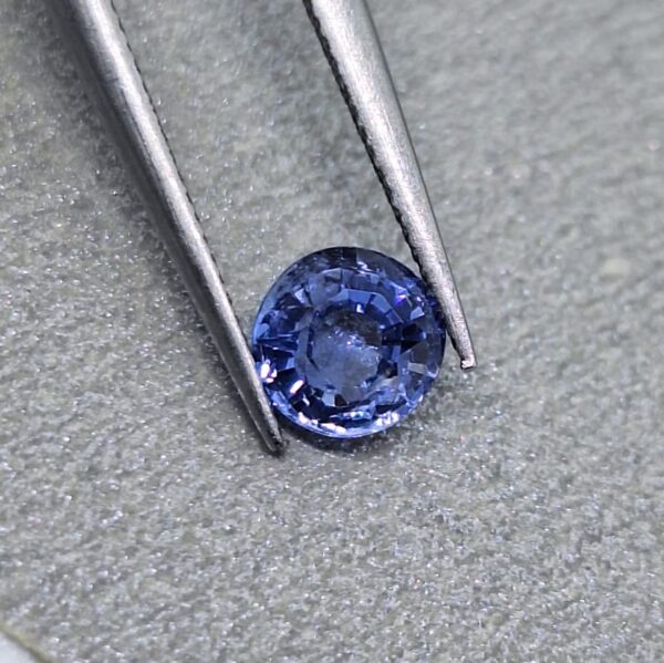 Blue Sapphire Natural 0.69 Cts. | Certified | Shape round