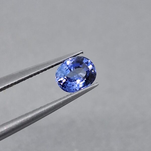 Blue Sapphire Natural 0.78 ct. | Certified | Shape Oval | Sri Lanka - Image 3