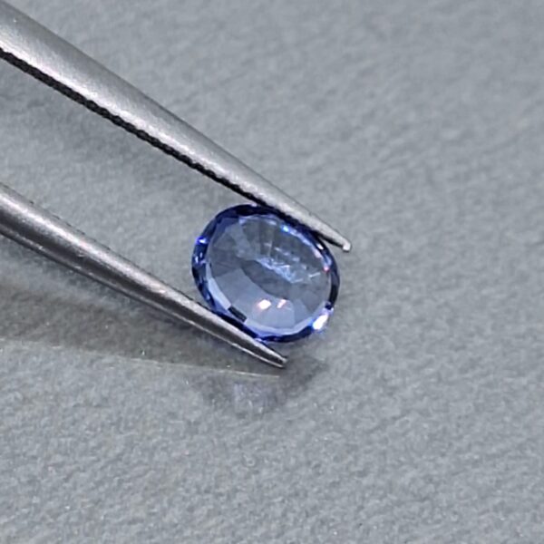 Blue Sapphire Natural 0.78 ct. | Certified | Shape Oval | Sri Lanka - Image 4