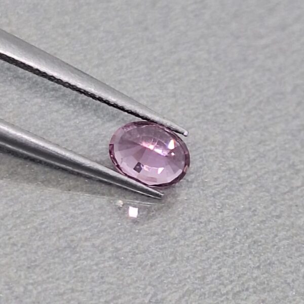 Natural Pink Sapphire 0.70 ct -untreated - Gemstone - Certified - Image 3