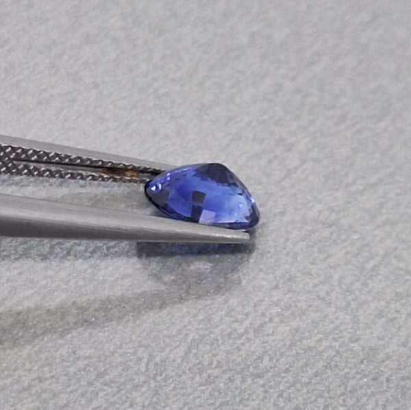 Blue Sapphire Natural 0.74 Cts. | Certified | Shape Oval | Sri Lanka - Image 4