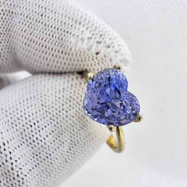 3.78 Cts. Natural | Certified | Shape Heart | Ceylon Blue Sapphire - Image 4