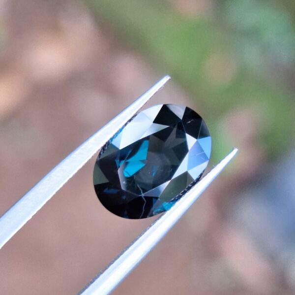 Natural Blue Spinel - 2.89 ct certified loose Gemstone Sri Lanka