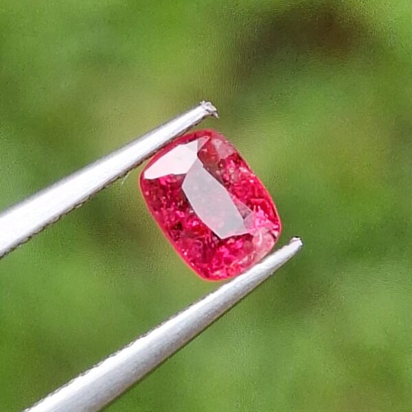 Natural Vivid Pink Spinel Burma -  0.37 ct certified Gemstone rare color - Image 4