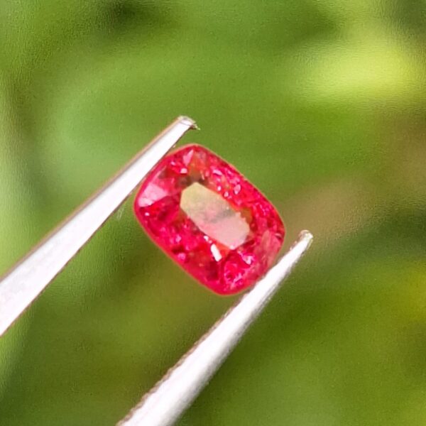 Natural Vivid Pink Spinel Burma -  0.37 ct certified Gemstone rare color - Image 2