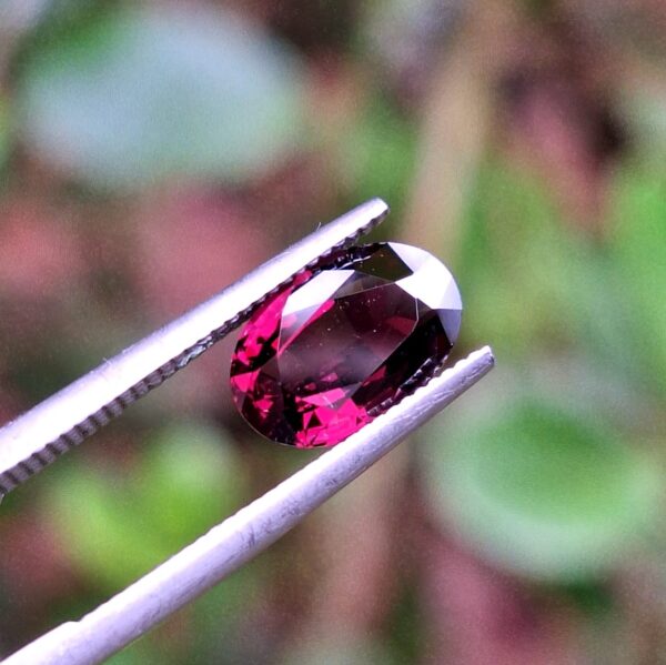 Spinel natural Red 2.01 ct certified loose Gemstone rare color - Image 3