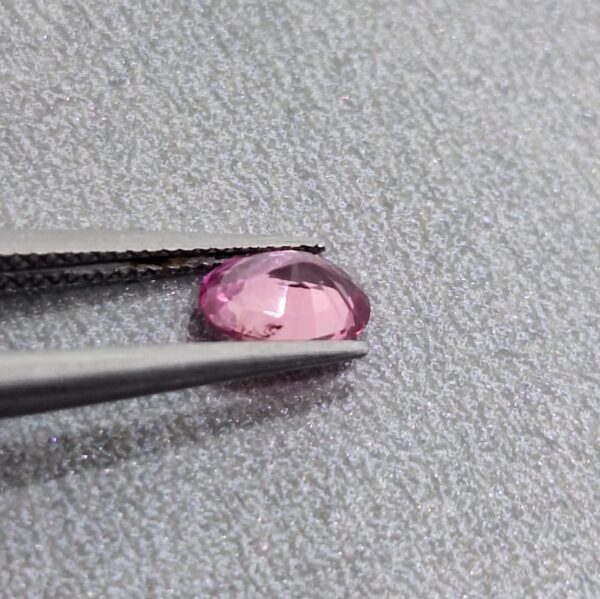 Natural Pink Sapphire - 0.49ct Certified Cut Shape Ovel Gem - Image 6