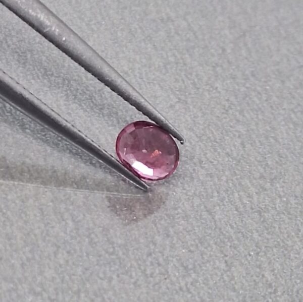 Natural Pink Sapphire 0.40 ct. - Certified - Cut Shape Oval - Image 6