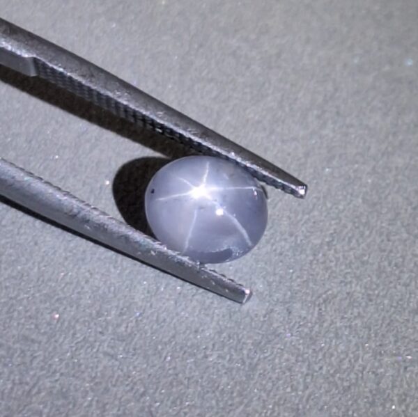 Natural Star Sapphire - 2.32 ct Gemstone Certified Oval Shape - Image 6