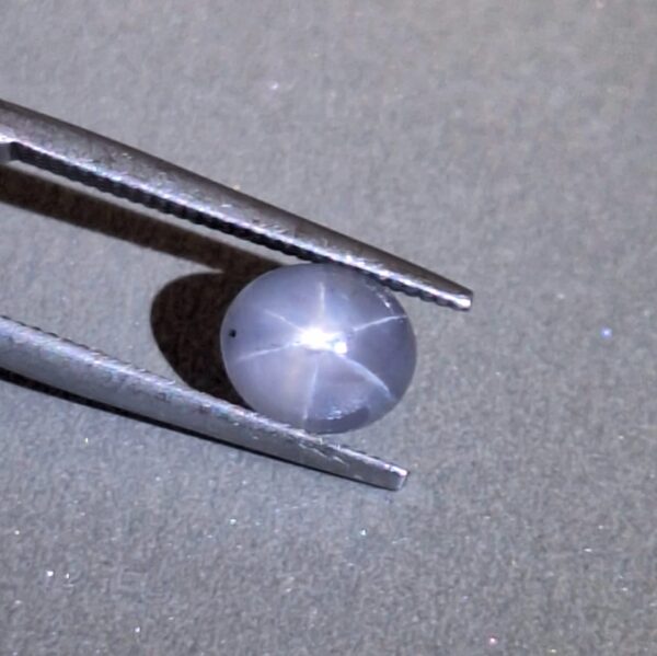 Natural Star Sapphire - 2.32 ct Gemstone Certified Oval Shape - Image 5