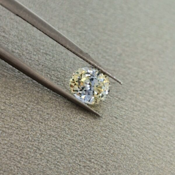 Natural Yellow - Blue Sapphire - 1.87 Carats | Ceylon| Untreated - Image 6