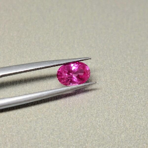 Natural Vivid Pink Sapphire - 1.21 Carats | Ceylon | Untreated - Image 10