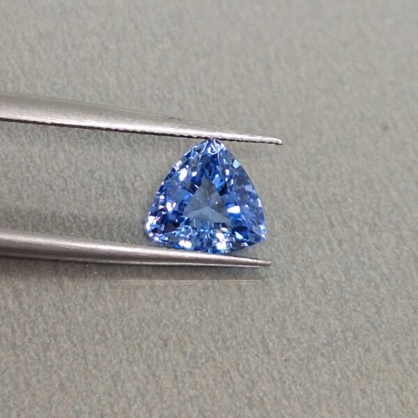 Ceylon Blue Sapphire- Natural untreated | Trilliant 2.17 cts. - Image 4