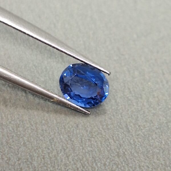 Cornflower Blue Sapphire- Natural untreated | Oval 1.05 cts. - Image 6