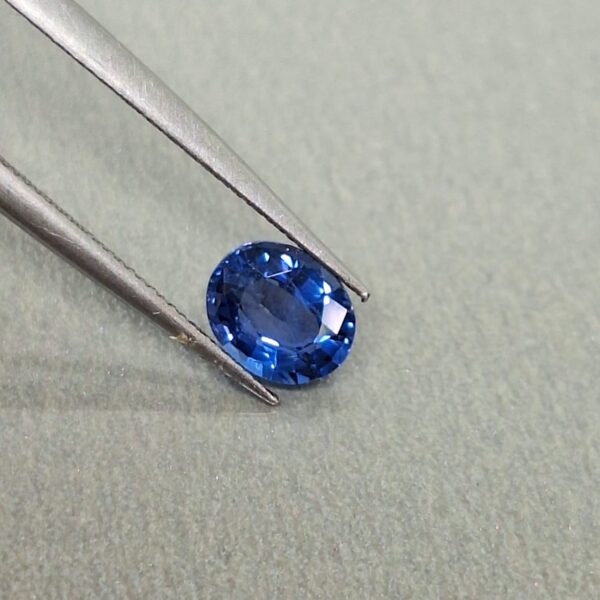 Cornflower Blue Sapphire- Natural untreated | Oval 1.05 cts. - Image 4