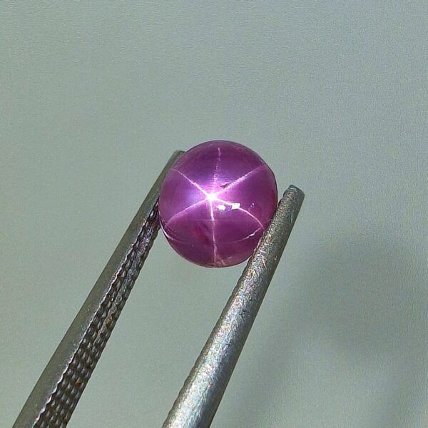 Natural Star Ruby-Ceylon Certified | Oval Cabochon 1.76 Cts. - Image 4