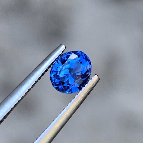 Cornflower Blue Sapphire- Natural untreated | Oval 1.00 cts.