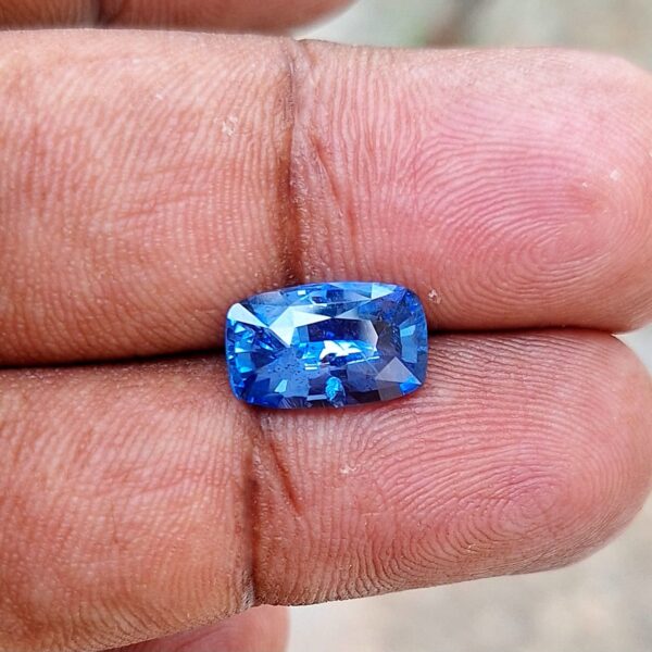 Cornflower Blue Sapphire- Natural untreated | Cushion 5.01 cts. - Image 7