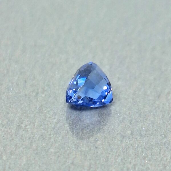 Cornflower Blue Sapphire- Natural untreated | Oval 1.00 cts. - Image 5