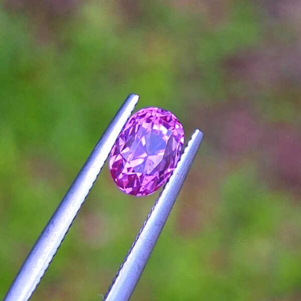 Natural Vivid Pink Sapphire - 1.73 Carats | Untreated | Ceylon - Image 5